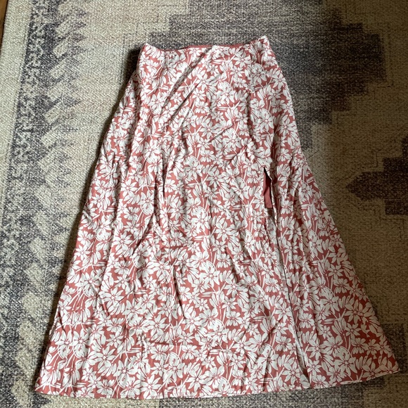 Abercrombie and Fitch skirt - Picture 1 of 2